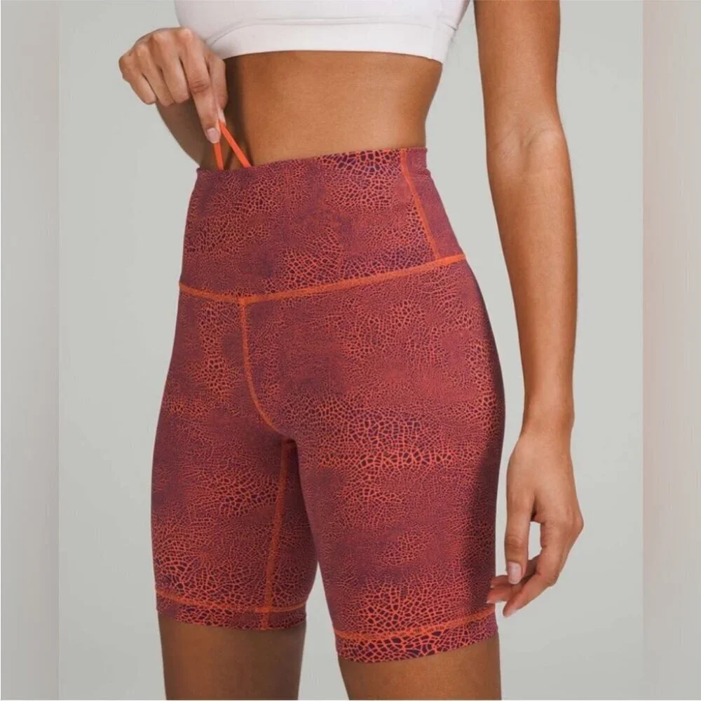 lululemon athletica excellent preowned
